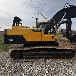 Excavadora de cadenas Volvo EC220 de 22 toneladas, usada, con pocas horas de uso, con motor y transmisión, potencia de 129 kW, capacidad de la cucharón de 0.48 m³. - Product Image 2