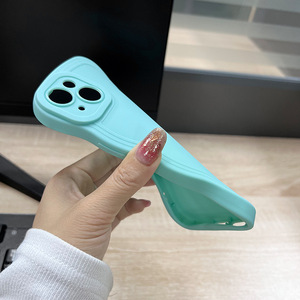 Per <span class=keywords><strong>iPhone</strong></span> 11 <span class=keywords><strong>Pro</strong></span> <span class=keywords><strong>Max</strong></span> 12 <span class=keywords><strong>13</strong></span> 14 <span class=keywords><strong>rosa</strong></span> curvo custodia per telefono a forma di cornice a onda riccia per <span class=keywords><strong>iPhone</strong></span> 15 <span class=keywords><strong>Pro</strong></span> 16 17 Frame custodie per obiettivo della fotocamera - Product Image 3