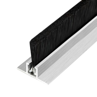 Bande de joint inférieure personnalisable pour porte de garage industrielle OEM, en nylon à poils, construction en alliage d'aluminium, pour le nettoyage