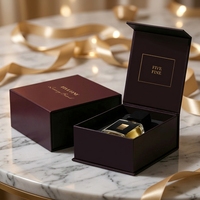 Boîte cadeau personnalisée haut de gamme avec fermeture magnétique, en carton rigide gris, avec revêtement UV, boîte à parfum élégante personnalisable pour les anniversaires