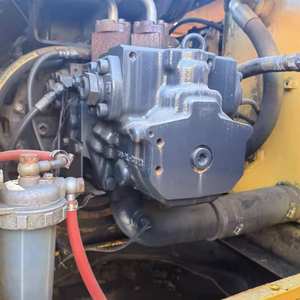 Excavatrice Komatsu PC220-7 d'occasion de haute qualité pour les travaux de construction lourds, l'exploitation minière, y compris le moteur, la boîte de vitesses, la pompe à engrenages - Product Image 6