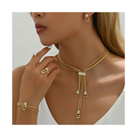 Parure de Bijoux en Alliage Style Français pour Femme, Collier, Bracelet, Boucles d'Oreilles et Bague Ornés de Strass, Accessoires de Joaillerie