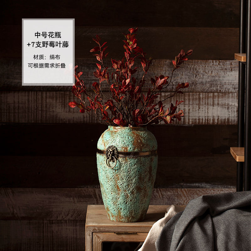 Mediano 7 hojas de bayas silvestres rojas