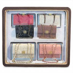 Bolso bandolera pequeño de piel sintética para mujer, moderno y de alta calidad. - Product Image 3