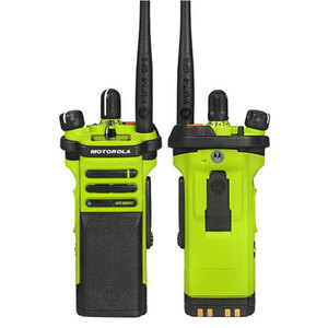Radio bidirectionnelle portable d'urgence pour pompiers, services d'incendie et sécurité publique APX8000xe 8000XE - Product Image 6