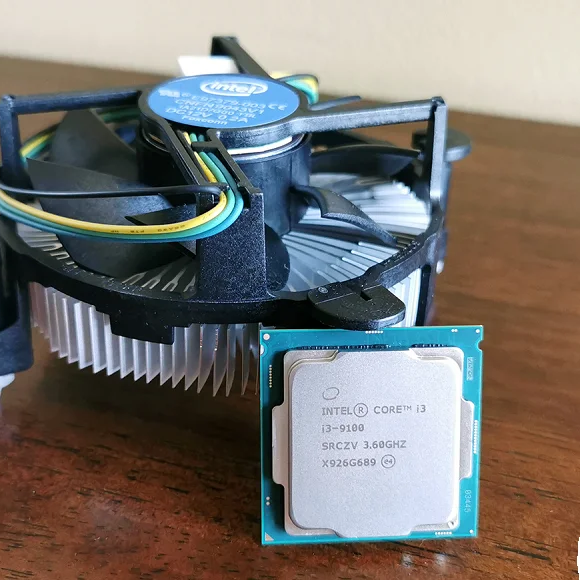 Intel CPU corei3 9100 INTEL CPU i3-9100 / 4コア / 6MB キャッシュ