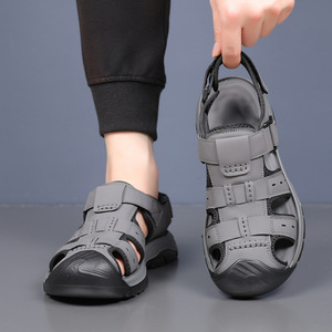 Sandalias de Punta Cerrada para Hombre, Transpirables, con Parte Superior de PU, Suela de Goma, Correa con Hebilla, Ligeras y Antideslizantes para Verano - Product Image 3