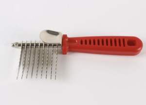 Herramienta de deshedding de mascotas de acero inoxidable con rastrillo de piel de plástico, peine, cepillo, herramientas de aseo para perros - Product Image 6