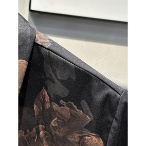 เสื้อเชิ้ตลำลองแขนสั้นพิมพ์ลายดอกไม้สำหรับผู้ชาย คอปกพับได้ สไตล์ฮาวายสำหรับฤดูร้อน ชุดชายหาด - Product Image 4
