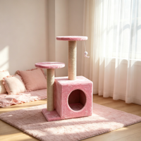 Arbre à chat d'intérieur compact avec poteaux à gratter en sisal, niche pour chat, deux plateformes et jouet souris suspendu pour chatons et petits chats
