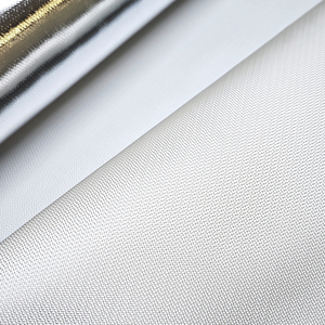 Tissu en fibre <span class=keywords><strong>de</strong></span> <span class=keywords><strong>verre</strong></span> à isolation thermique durable avec feuille d'aluminium - Product Image 4