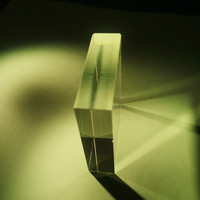 Prisme hexagonal de saphir Prisme de guide de lumière en verre solaire