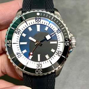 Montre de luxe de qualité 1122 Montre pour homme Designer personnalisée Étanche en acier inoxydable Mécanique creuse Cadran de 43 mm Cristal saphir - Product Image 1