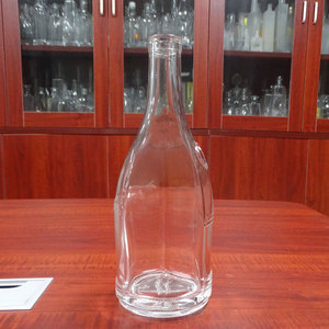 Vodka barato al por mayor 700ml botellas de vidrio para licor vino Gin - Product Image 1