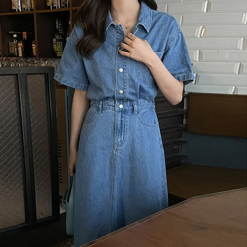 Wholesale 2023 Korean Chic Summer Retro Minority Lapel Single Breasted Pocket Design Two Denim Dresses