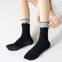 Chaussettes de Pilates personnalisées à double volant à carreaux, chaussettes de yoga antidérapantes pour femmes, chaussettes à grip en tricot côtelé, chaussettes de danse pour la barre de ballet OEM ODM