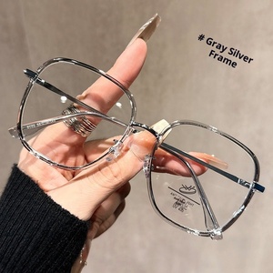 New lớn đồng bằng unisex thời trang full-frame Trọng lượng nhẹ chống ánh sáng màu xanh Kính đọc sách kim cương hình dạng khuôn mặt Proximity Sight - Product Image 4