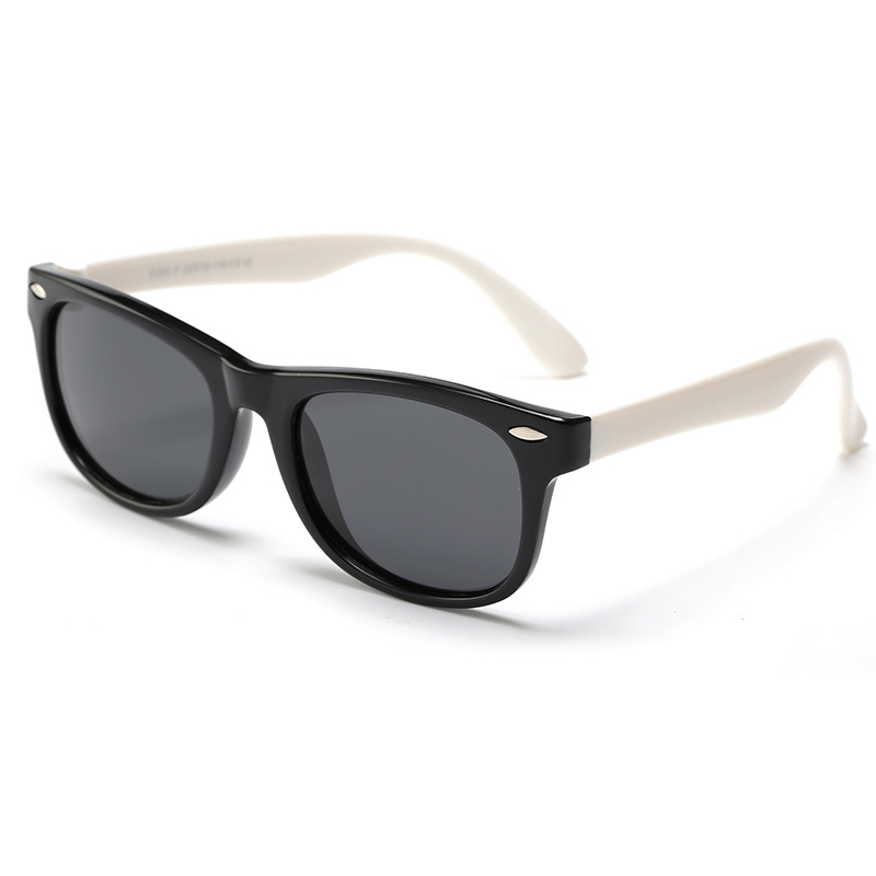 C15 Noir Blanc