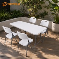 Ensemble de table et de chaises pliantes en plastique en gros avec pieds en métal pour les conférences, les festivals et la location d'événements en plein air