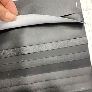 Pelle Sintetica Elastica Opaca Nera in PU, Materiale Impermeabile per Rivestimenti Sedili Auto, Moto, Biciclette e Mobili - Product Image 4