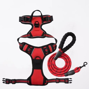Harnais de luxe pour chien en tissu maille respirant, réglable, anti-traction, avec bouton-pression, pour usage extérieur, personnalisable OEM par les fabricants, respectueux de l'environnement - Product Image 2