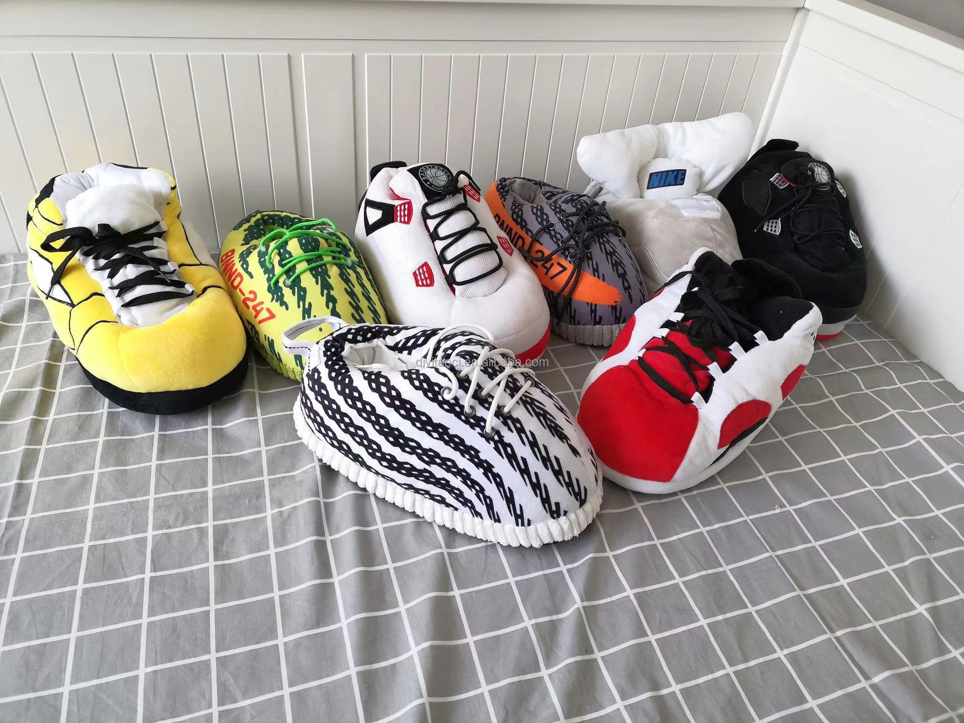 Sneaker Slippers Warm Indoor Shoes Factory Sports Shoes Rubber