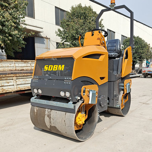 Rouleau vibratoire SOBM à double tambour, 2-3 tonnes, compacteur routier entièrement hydraulique - Product Image 1