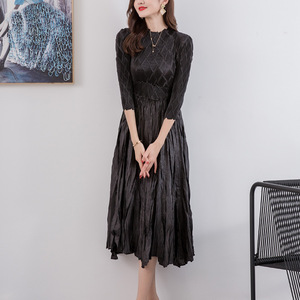 Vestido plisado hecho a mano de alta calidad, ropa elegante para mujer, trabajo pesado, vestidos plisados triples, fabricante de mayoristas femeninos - Product Image 2