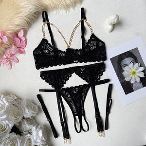 Ensembles de lingerie push-up noirs à découpes, ensemble de lingerie sexy, lingerie pour femmes, ensembles de soutien-gorge et culottes 4 pièces - Product Image 3