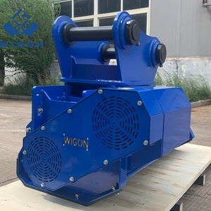 Déchiqueteuse hydraulique de haute qualité montée sur excavatrice, broyeur de bois, pièces de moteur et d'engrenage pour machines forestières - Product Image 1