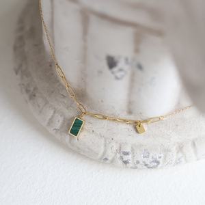 Collar con Colgante de Piedra Natural Cuadrada de Malaquita, Turquesa y Lapislázuli en Acero Inoxidable - Product Image 2