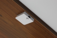 Saklar Pintu Nirkabel IR Isi Ulang Sensor Portabel untuk Lemari & Kabinet Pemasangan Mudah