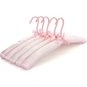 <span class=keywords><strong>Cintres</strong></span> en tissu doux LINDON, rose <span class=keywords><strong>satin</strong></span>é, <span class=keywords><strong>rembourrés</strong></span>, pour robes de mariée - Product Image 1