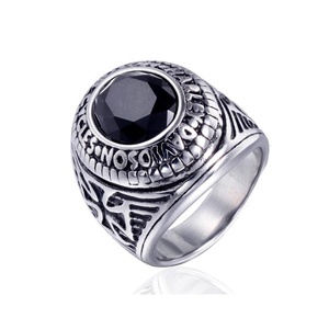 Anillo de Graduación Universitario para Hombre con Gran Piedra CZ, Joyería con Piedra de Nacimiento - Product Image 3