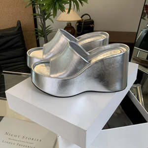 Sandales compensées à plateforme pour femme, nouvelle mode estivale, style tout-en-un, à bout ouvert et bride unique, pour la plage - Product Image 1
