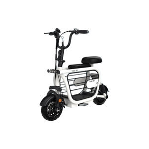 Mini trottinette pliable pour adultes et enfants - Trottinette électrique légère et compacte avec pédale large et batterie amovible - Product Image 1