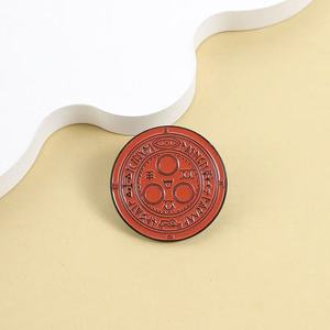 Broche en alliage de zinc avec symbole <span class=keywords><strong>du</strong></span> <span class=keywords><strong>soleil</strong></span> Halo en émail, thème jeu d'horreur gothique, organisation culte, ordre, badge de revers, bijou, cadeau - Product Image 3