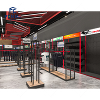Ensemble complet de présentoirs pour magasin de vêtements de sport commerciaux modernes, design d'intérieur personnalisé pour magasin de sport pour l'affichage de vêtements