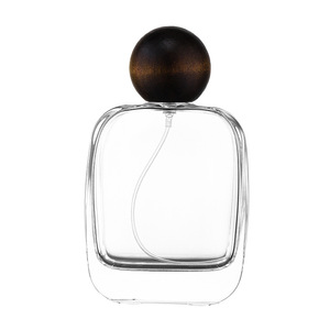 Botella de Perfume Cuadrada de Vidrio Vacía de 30ml 50ml 100ml, Recargable con Atomizador y Tapa de Bola de Madera - Product Image 6
