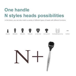 Rouleau Dermique 4-en-1 en Alliage d'Aluminium pour le Visage et le Corps Anti-Poches et Réduction de la Cellulite Régénération de la Peau - Product Image 2