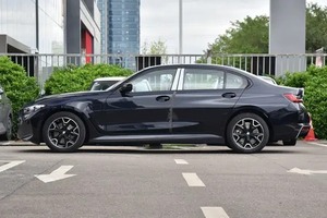 B/M/w I3 Nero 2025 EDrive 40L Pacchetto Midnight Autonomia 592km Batteria 70.2kWh - Product Image 5