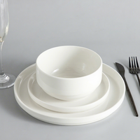 Service de vaisselle de luxe en porcelaine fine (New Bone China) blanc pour hôtels, restaurants et mariages