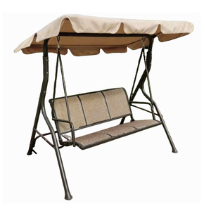 Fauteuil suspendu de <span class=keywords><strong>jardin</strong></span> moderne 3 places avec auvent, siège confortable pour terrasse, utilisation extérieure, cour, parc - Product Image 1
