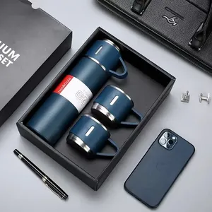 Ensemble cadeau de flacon isotherme avec deux tasses à café en acier inoxydable - Product Image 2