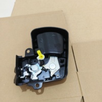 64610-02071 64610-02070 pour Toyota Corolla 2003-2008 Actionneur de verrouillage de la hayon arrière du coffre
