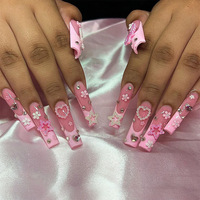 Uñas postizas acrílicas hechas a mano, largas, con forma de ataúd, con dijes de perlas 3D rosas, para chica dulce, estilo salón.