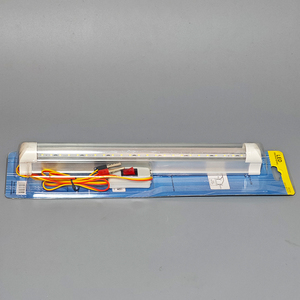 Lampe à <span class=keywords><strong>tube</strong></span> <span class=keywords><strong>LED</strong></span> à batterie à large tension 12V avec clip 2ft 4ft DC <span class=keywords><strong>LED</strong></span> <span class=keywords><strong>TUBE</strong></span> - Product Image 1