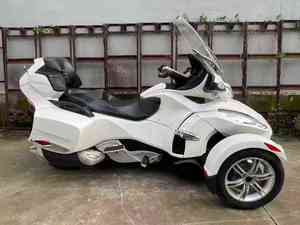 Motocicleta <span class=keywords><strong>de</strong></span> Tres Ruedas Can-Am Spyder Limited Usada, Motor Rotax <span class=keywords><strong>de</strong></span> 1330cc, Asientos con Calefacción, CarPlay, 80 km/h, Motocicletas <span class=keywords><strong>de</strong></span> Turismo - Product Image 6