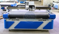 Machine de découpe CNC de tapis de sol de voiture de qualité chaude par lame oscillante AKZ1610 AKZ1625