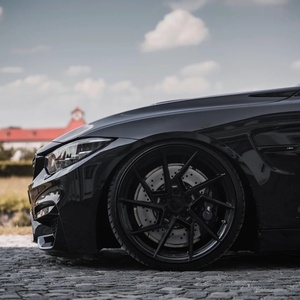 Ailes avant en fibre de carbone Style OEM pour BMW F80 M3 F82 M4 2015 2016 2017 2018 personnalisées - Product Image 2